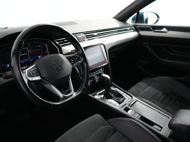 Volkswagen PASSAT Variant 1.5 TSI Elegance Business R | Nw Model | Matrix | Camera | 18"LM | ACC | Virtual