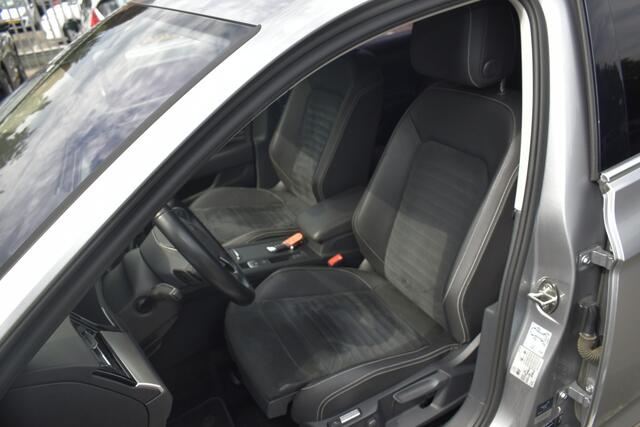 Volkswagen PASSAT Passat Variant 1.5 TSI Elegance/ digitaldashboard/camera