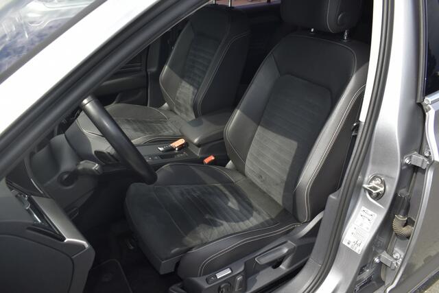 Volkswagen PASSAT Passat Variant 1.5 TSI Elegance/ digitaldashboard/camera