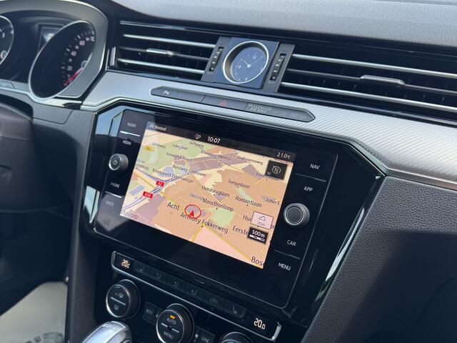 Volkswagen PASSAT Variant 2.0 TSI 220pk DSG /Aut. Highline Business R R-Line Carbon Leder Led Navi Apple Carplay 129dkm!