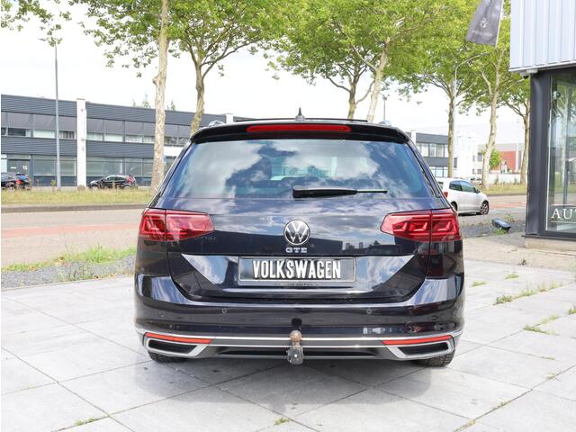Volkswagen PASSAT Variant GTE 1.4 TSI PHEV Panodak | 360° | Virtual | Keyless | Half Leer | IQ Light Matrix LED | DCC | Trekhaak |