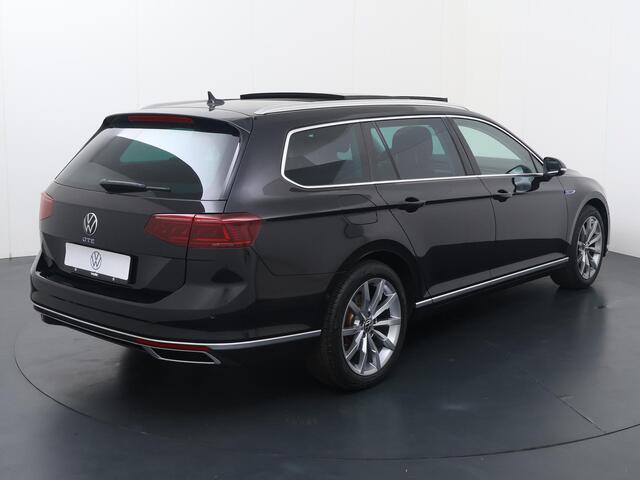 Volkswagen PASSAT Variant 1.4 TSI PHEV GTE Business | 218 PK | SoH 94% | Trekhaak wegklapbaar | Panoramadak | Matrix IQ.Light verlichting | Adaptive onderstelregeling |
