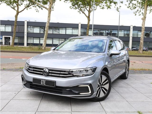 Volkswagen PASSAT Variant GTE 1.4 TSI PHEV 218PK | Achteruitrijcamera | Adaptive Cruise | Trekhaak Elektrisch | Carplay/Android | Stoelverwarming | Massage |