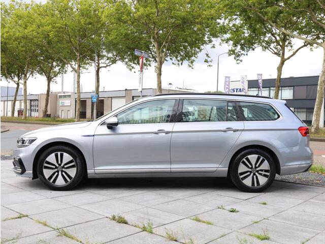 Volkswagen PASSAT Variant GTE 1.4 TSI PHEV 218PK | Achteruitrijcamera | Adaptive Cruise | Trekhaak Elektrisch | Carplay/Android | Stoelverwarming | Massage |