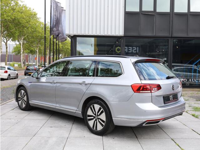 Volkswagen PASSAT Variant GTE 1.4 TSI PHEV 218PK | Achteruitrijcamera | Adaptive Cruise | Trekhaak Elektrisch | Carplay/Android | Stoelverwarming | Massage |