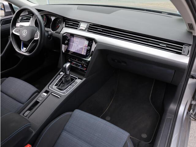 Volkswagen PASSAT Variant GTE 1.4 TSI PHEV 218PK | Achteruitrijcamera | Adaptive Cruise | Trekhaak Elektrisch | Carplay/Android | Stoelverwarming | Massage |