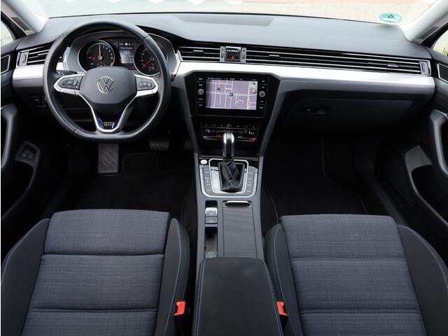 Volkswagen PASSAT Variant GTE 1.4 TSI PHEV 218PK | Achteruitrijcamera | Adaptive Cruise | Trekhaak Elektrisch | Carplay/Android | Stoelverwarming | Massage |