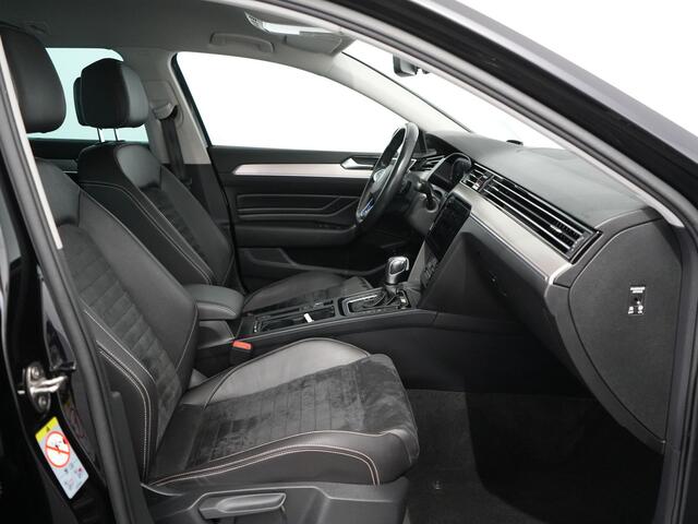 Volkswagen PASSAT Variant 1.4 TSI PHEV GTE Business | Matrix | Leer | HUD | Zwenkhaak |
