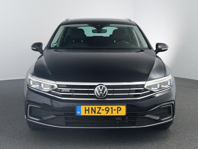 Volkswagen PASSAT Variant 1.4 TSI PHEV GTE Business | Matrix | Leer | HUD | Zwenkhaak |