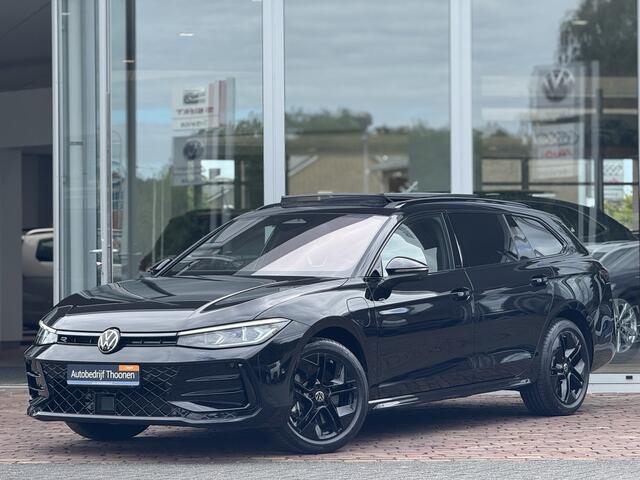 Volkswagen PASSAT Variant 1.5 eHybrid R-Line Edition 272PK | Trekhaak | Pano | Massage | 360° camera