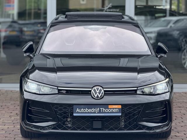 Volkswagen PASSAT Variant 1.5 eHybrid R-Line Edition 272PK | Trekhaak | Pano | Massage | 360° camera