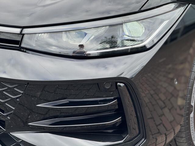 Volkswagen PASSAT Variant 1.5 eHybrid R-Line Edition 272PK | Trekhaak | Pano | Massage | 360° camera