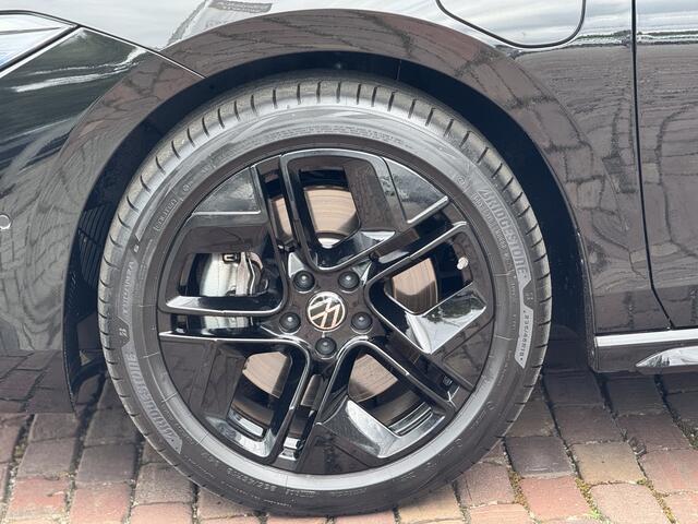 Volkswagen PASSAT Variant 1.5 eHybrid R-Line Edition 272PK | Trekhaak | Pano | Massage | 360° camera