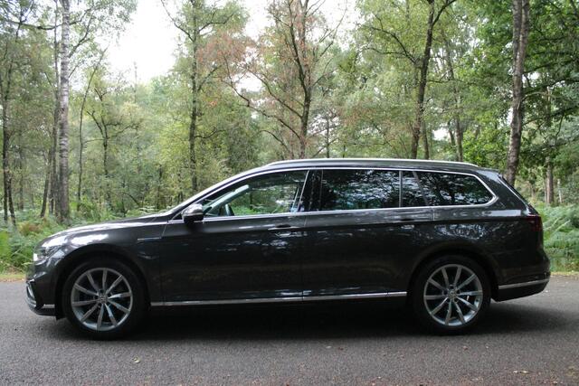 Volkswagen PASSAT Variant 1.4 TSI PHEV GTE Business | Pano | Trekhaak