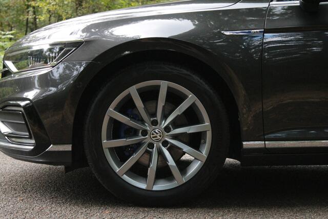 Volkswagen PASSAT Variant 1.4 TSI PHEV GTE Business | Pano | Trekhaak