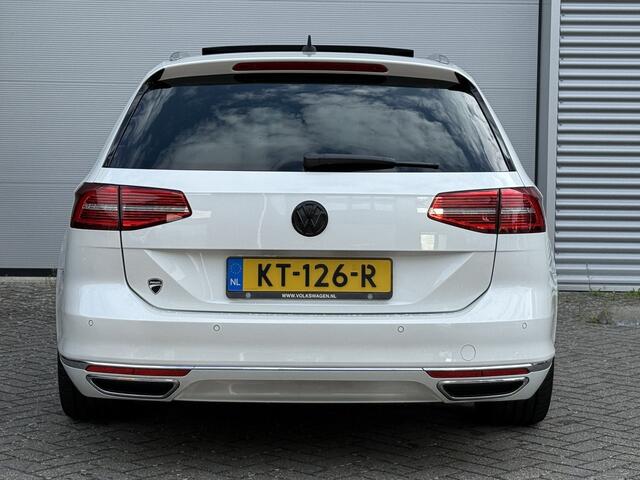 Volkswagen PASSAT Variant 1.4 TSI GTE Connected Series Plus | B&O | Panoramadak | Dealeronderhouen | Leder | Stoelverwarming | Dodehoek detectie