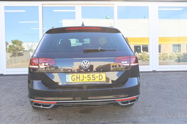 Volkswagen PASSAT Variant 1.5 TSI R-Line Business, Cruise Control, Automaat, Apple Carplay, Climate Control, PDC V+A, Navigatie, Prijs Is Rijklaar Inclusief 6 Maanden Garantie