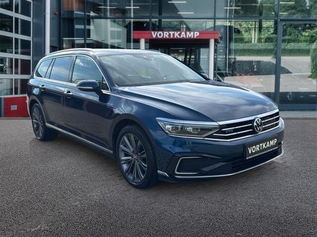 Volkswagen PASSAT 1.4 TSI PHEV GTE 360-CAMERA/LEDER/DYN-AUDIO/TREKHAAK