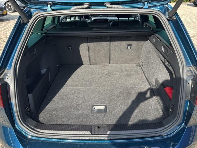 Volkswagen PASSAT 1.4 TSI PHEV GTE 360-CAMERA/LEDER/DYN-AUDIO/TREKHAAK
