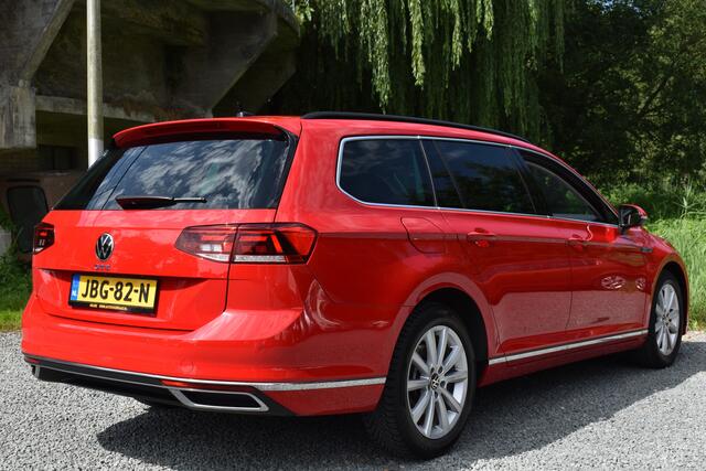 Volkswagen PASSAT Variant GTE 218PK DSG HYBRID GTE BUSINESS CAMERA/MASSAGE/STOEL VERW.