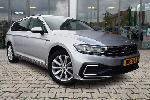 Volkswagen PASSAT Variant 1.4 TSI PHEV GTE Business | ACC | Camera | Winter Pakket |