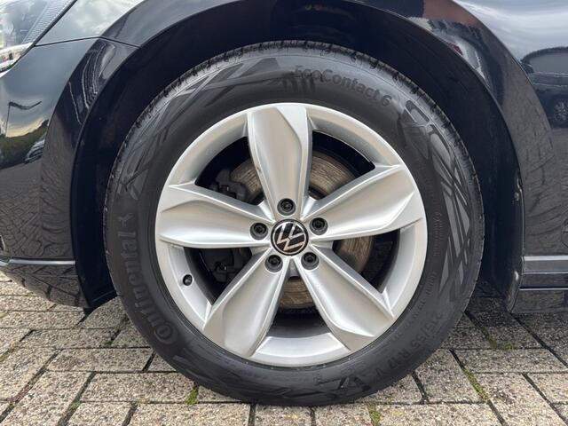 Volkswagen PASSAT 2.0 TDI DSG BUSINESS TREKHAAK/CAMERA/NAVI/CARPLAY/STOELVERW