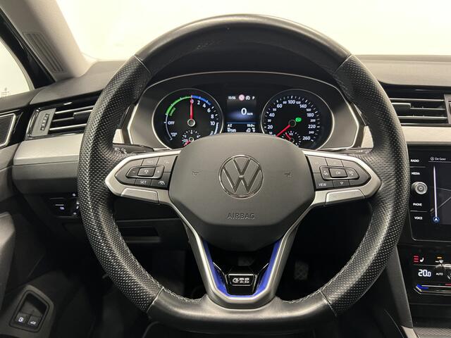 Volkswagen PASSAT Variant 1.4 TSI PHEV GTE Business | NAVIGATIE | TREKHAAK | ACC | CAMERA |