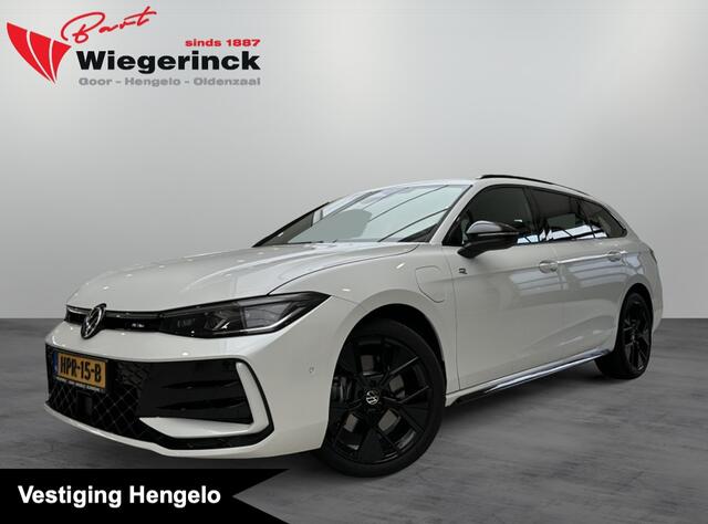 Volkswagen PASSAT 1.5 eHybrid R-Line Business 272PK Trekhaak, 360 graden Camera, D