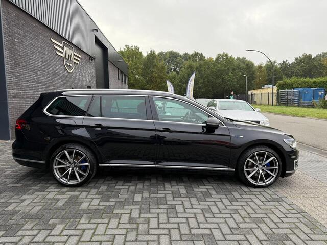Volkswagen PASSAT Variant 1.4 TSI GTE Connected Series Plus | 1E EIGENAAR | 12MND GARANTIE | AUTOMAAT | PANODAK | LED | CARPLAY | LEDER | TREKHAAK | DAB | CRUISE | LMV |
