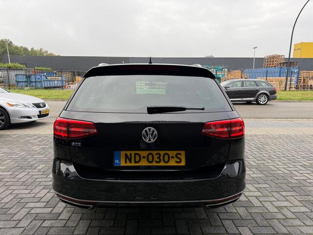Volkswagen PASSAT Variant 1.4 TSI GTE Connected Series Plus | 1E EIGENAAR | 12MND GARANTIE | AUTOMAAT | PANODAK | LED | CARPLAY | LEDER | TREKHAAK | DAB | CRUISE | LMV |