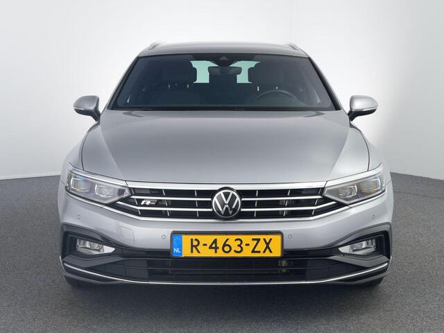 Volkswagen PASSAT Variant 1.5 TSI R-Line Business + | Matrix | Leer | Carplay | Camera | 18inch |