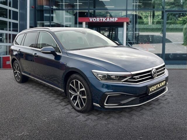 Volkswagen PASSAT 1.4 TSI DSG GTE PANO-DAK/TREKHAAK/CAMERA/MEMORY/DYNAUDIO/HUD/ACC