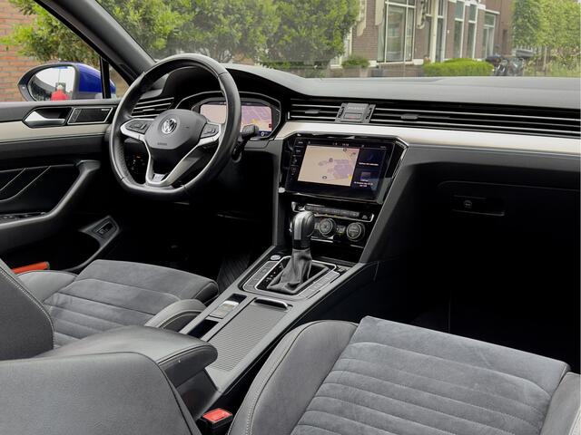 Volkswagen PASSAT Variant 1.5 TSI AUT7 R-LINE ELEGANCE PANORAMADAK LEDER NAVI CAMERA VIRTUAL-DASH IQ-DRIVE LED LMV PDC