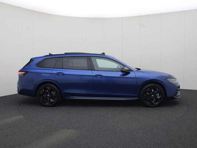 Volkswagen PASSAT Variant 1.5eHybrid 200kW/272PK R-Line Blackstyle DSG · Panoramadak · Trekhaak · Navigatie · 360° Camera · Garantie tot januari 2030 of 100000km