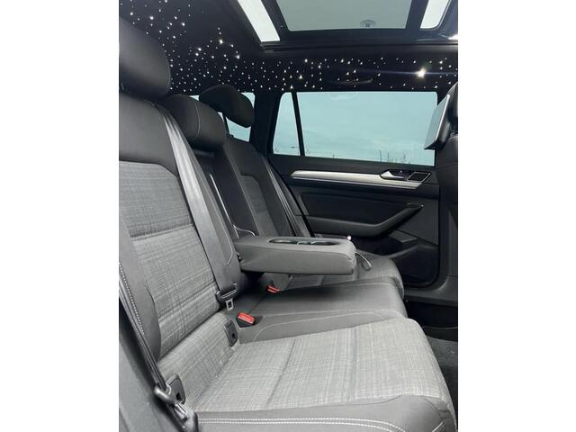 Volkswagen PASSAT Variant 2.0 TDI Business R-LINE FULL OPTION - COMING SOON
