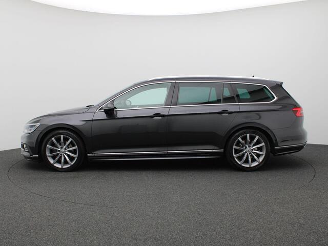 Volkswagen PASSAT Variant 1.4 TSI ACT Highline Business R 150PK DSG Virtual Cockpit, Trekhaak, 18" LM Velgen, Achteruitrijcamera, Navi Discover Pro, Adaptieve Cruise Controle, Clima