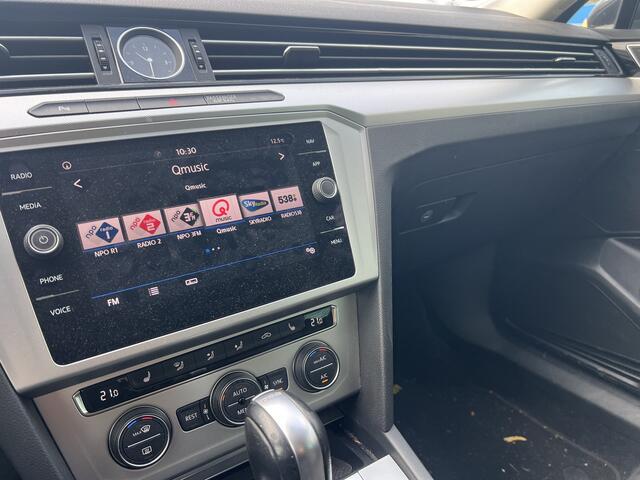 Volkswagen PASSAT Variant 1.4 TSI ACT Highline Business R | Nieuw Binnen! | Automaat | Virtual dash | APK 01-09-2026