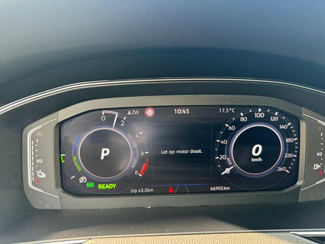 Volkswagen PASSAT Variant 1.4 TSI PHEV GTE Business pano, leer, virtual cockpit, cruise