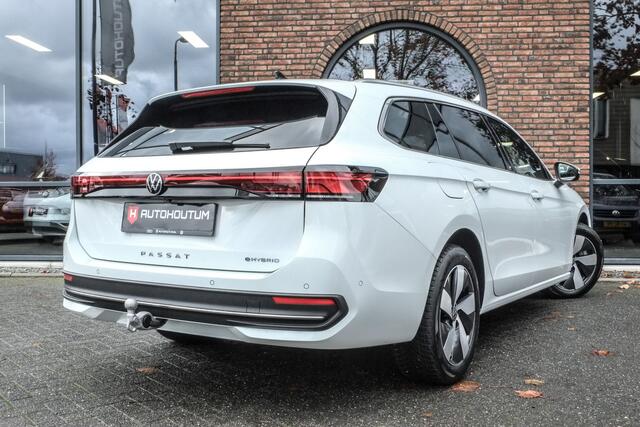 Volkswagen PASSAT Variant 1.5 eHybrid Elegance Business Trekhaak, Headup display, 360° Camera