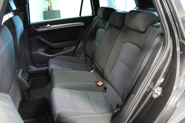 Volkswagen PASSAT Variant 1.4 TSI PHEV GTE Business | WEGKL-TRHAAK | NAVI | E-KLEP | KEYLESS | ACC | 17'LMV | CARPLAY | CAMERA |