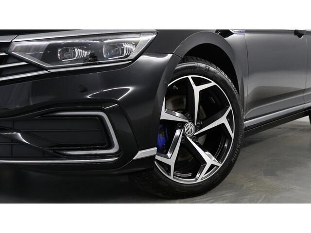 Volkswagen PASSAT Variant 1.4 TSI PHEV GTE Business