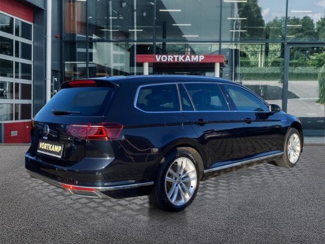 Volkswagen PASSAT 1.4 TSI DSG GTE TREKHAAK/CAMERA/NAVI/ACC/E-KLEP/STOELVERW