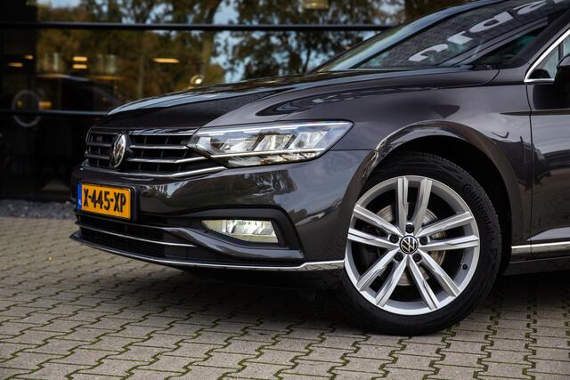 Volkswagen PASSAT Variant 1.5 TSI Elegance , Adap. cruise, Virtual cockpit, Trekhaak,