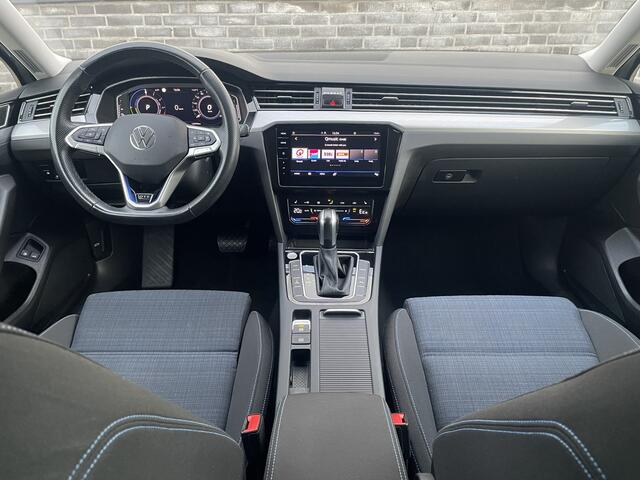 Volkswagen PASSAT Variant 1.4 TSI PHEV GTE Business | Elek Trekhaak | Virtual | LED | Camera | Carplay | Navi