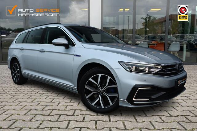Volkswagen PASSAT Variant 1.4 TSI PHEV GTE Business | Pano | Trekhaak | Camera |