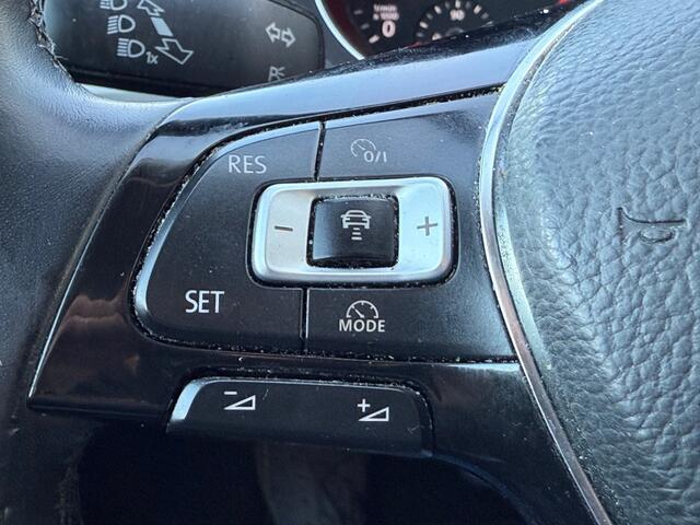 Volkswagen PASSAT 1.6 TDI 120PK Comfortline Aut. Navi Camera Trekhaak NW APK!