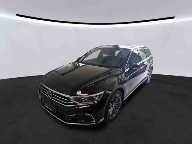 Volkswagen PASSAT Variant 1.4 TSI PHEV GTE Business | Wordt verwacht | Trekhaak | Keyless | 18" Licht metaal