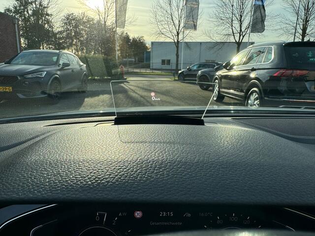 Volkswagen PASSAT Variant 1.4 TSI PHEV GTE Business virtual cockpit, head up, pano, trekhaak