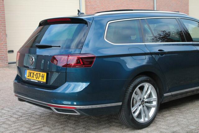 Volkswagen PASSAT Variant 1.4 TSI PHEV GTE | Pano | Camera | ACC