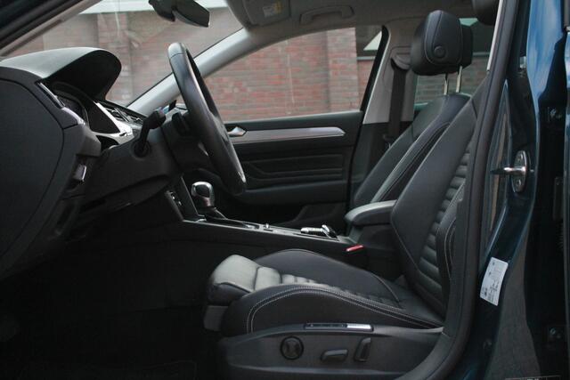 Volkswagen PASSAT Variant 1.4 TSI PHEV GTE | Pano | Camera | ACC